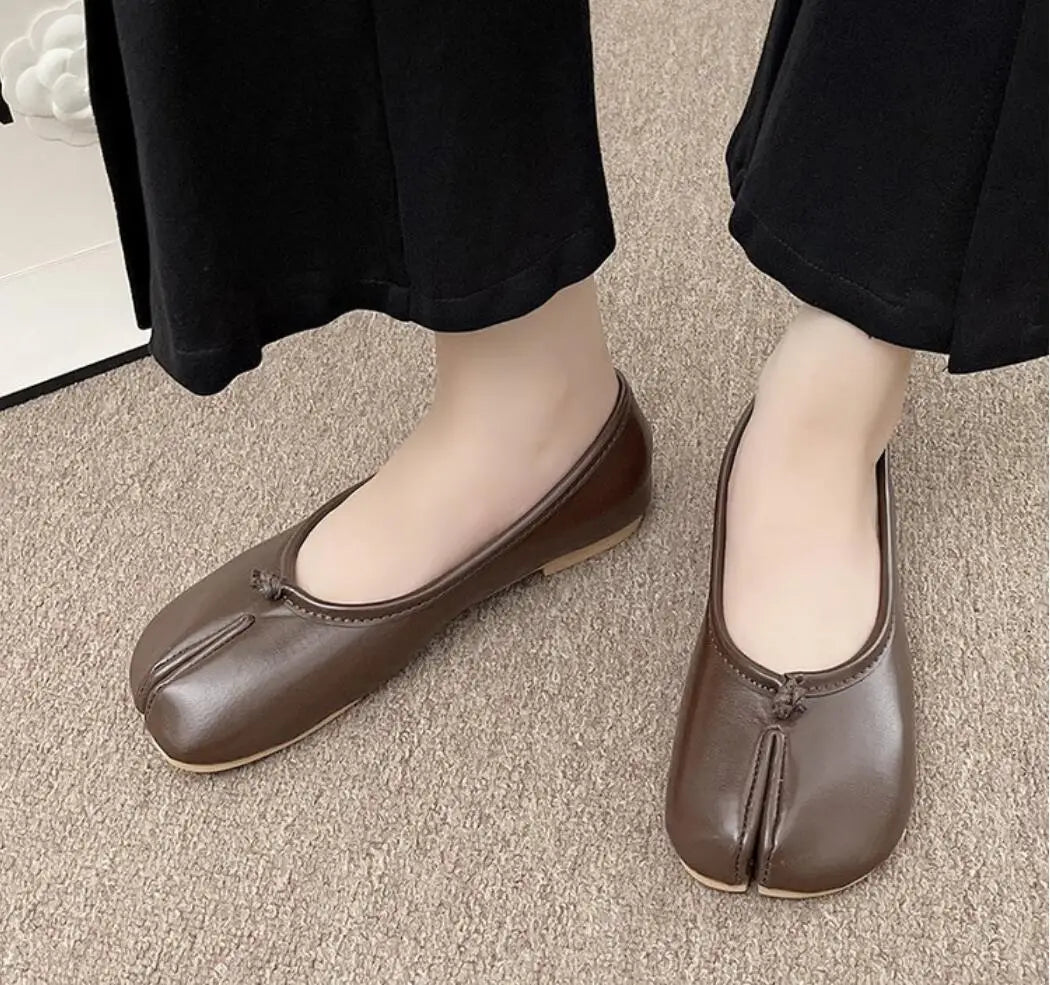 Japanese Style Tabi Ninja Shoes